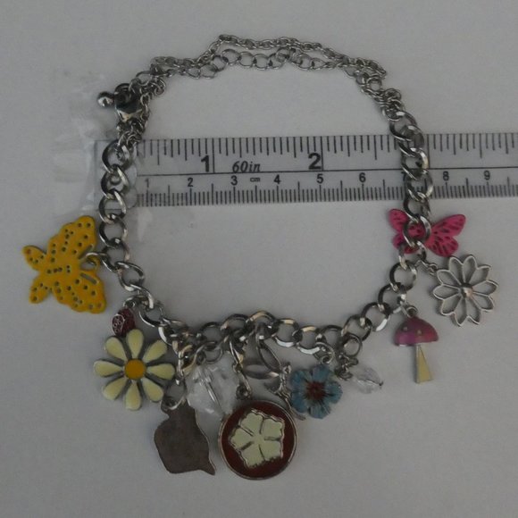 Charm Chainlink Bracelet | 12 Charms - Picture 9 of 12